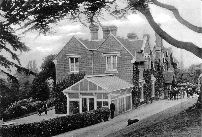 KEMSDALE HERNHILL.jpg